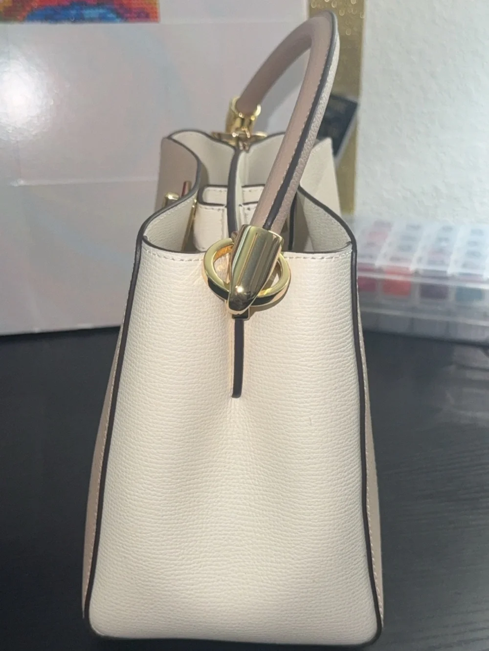 NWT: Kate Spade Handle Bag